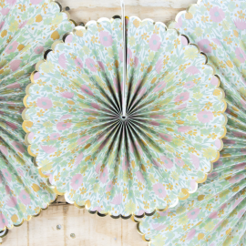 Guirlande rideau fleurs origami - MODERN CONFETTI